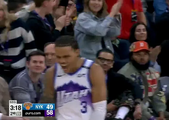 世俱杯买球-投疯了！爵士全队三分18中14高达78%，次节61-49打停尼克斯